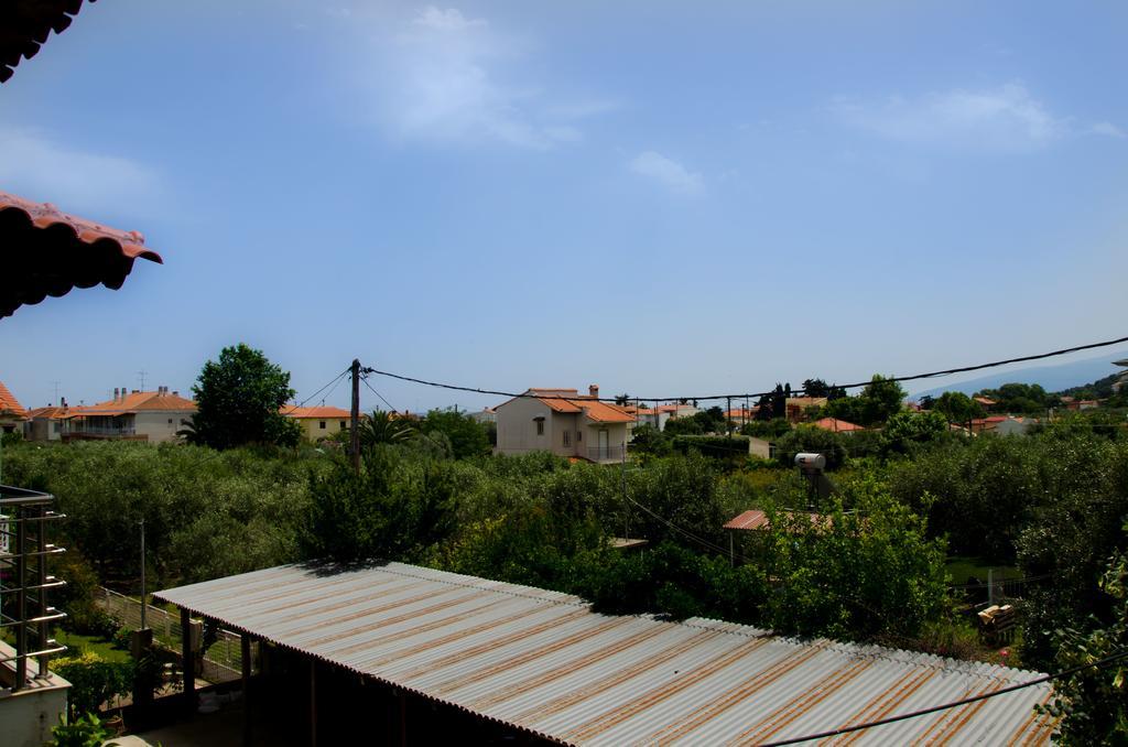 Ioannis Avrades Apartments Agiakampos  Exterior photo
